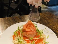 -layback cafe & bar