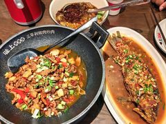 -味上湘菜馆(阿波罗店)