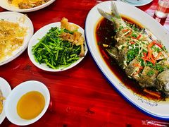 -芦茨金富饭庄·25年老字号·专做稻草鸡