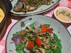 炒鲫鱼片-龙桥私厨·姜花菊花过桥鱼·顺德菜(容桂店)