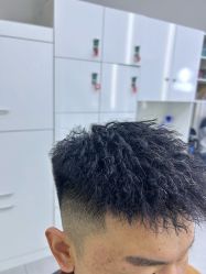 -尤司男士国潮理发馆