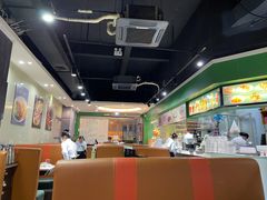 大堂-锦园春香港茶餐厅(西海湾旗舰店)