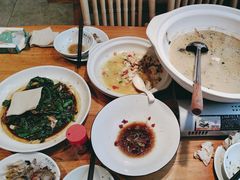 -味上湘菜馆(岳麓山店)
