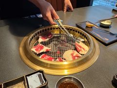 -铭牛烧肉·和牛海鲜自助(高新月牙湖店)