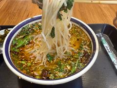 -云阿蛮云南生烫牛肉米线(奉贤路店)