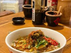 -矮子粉店1985·长沙米粉(湘春路店)