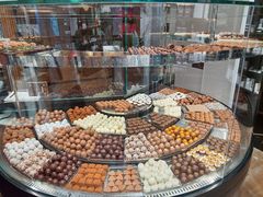 -Laderach 莱德拉(上海环贸iapm店)