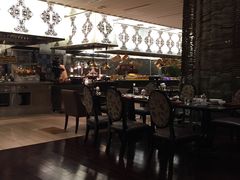 -圣丰索菲特·2 On 988 Café 自助餐厅