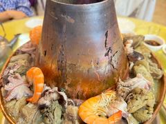 -鑫渔港海鲜本地菜·山海关浑锅(东戴河店)