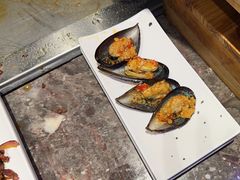 -曼格活海鲜·牛排自助(光明蓝鲸店)