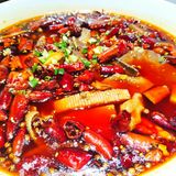 一家环境超好的吃香辣水煮鱼的店