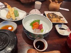 -翔峰炭火鳗鱼(悦泰街里公寓店)