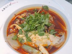 -成都你六姐·牛肉冒菜·麻辣香锅(长泰广场店)