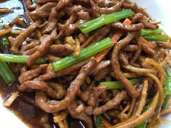 -刘胖子家常菜·蹄花焖藕(中央花园店)