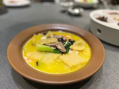 -江宴渔村·鱼鲜土菜(紫荆广场店)
