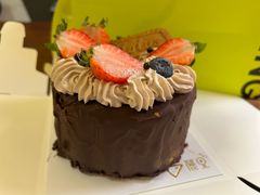 -鹿里烘焙LulyBaking(东二环泰禾广场店)