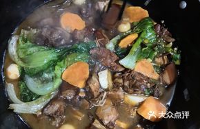 Braised Pork with Rabbit