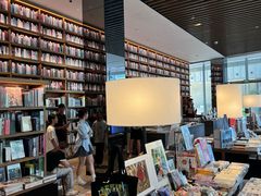 -茑屋书店(天目里店)