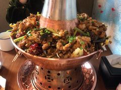 -炉小二铜锅牛蛙•川湘菜(三里屯店)