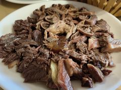 -闫家驴肉老店(华电一校店)