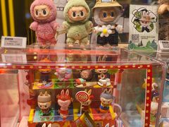 -泡泡玛特POPMART(上海环球港店)