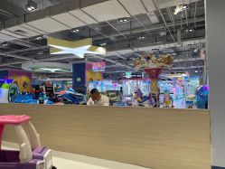 -利奥梦幻主题乐园(爱琴海购物公园店)