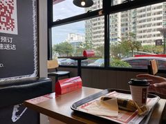 靠窗位-肯德基(福民路店)