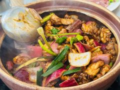 -胡须佬鸡煲四季火锅店(石厦西村直营店)