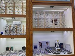 -沪睛眼镜蔡司官方授权店(金桥佳林路店)
