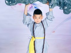 -九月鹰飞汉服摄影工作室