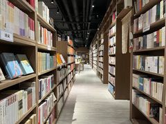-漓江书院(三祺广场店)