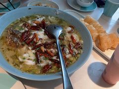 -姚姚酸菜鱼·金戈戈香港豉油鸡(喜荟城联名店)