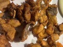 -八次方巴乡石锅鱼·金海湖水库活鱼(谷丰东路店)