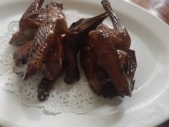 蒜香乳鸽-富哥食店