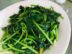 -鑫悦楼煎蟹·16年海鲜大排档