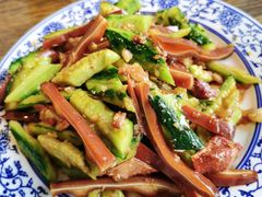 -泉畔人家·老济南经典鲁菜(大明湖店)
