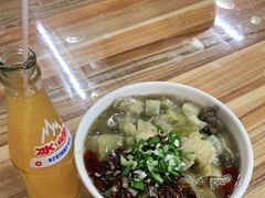 -老字号贾家肉丸糊辣汤(光明巷店)