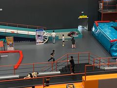 -极限PLAY运动娱乐新世界·团建派对潮玩休闲馆·室内蹦极高空游乐园