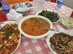 -洪霞餐馆