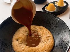 兰度豆浓汤伴法国蓝虾泡沫-Caprice(香港四季酒店)