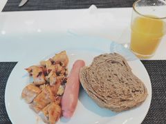 -上海品尊辉盛名致精品酒店公寓