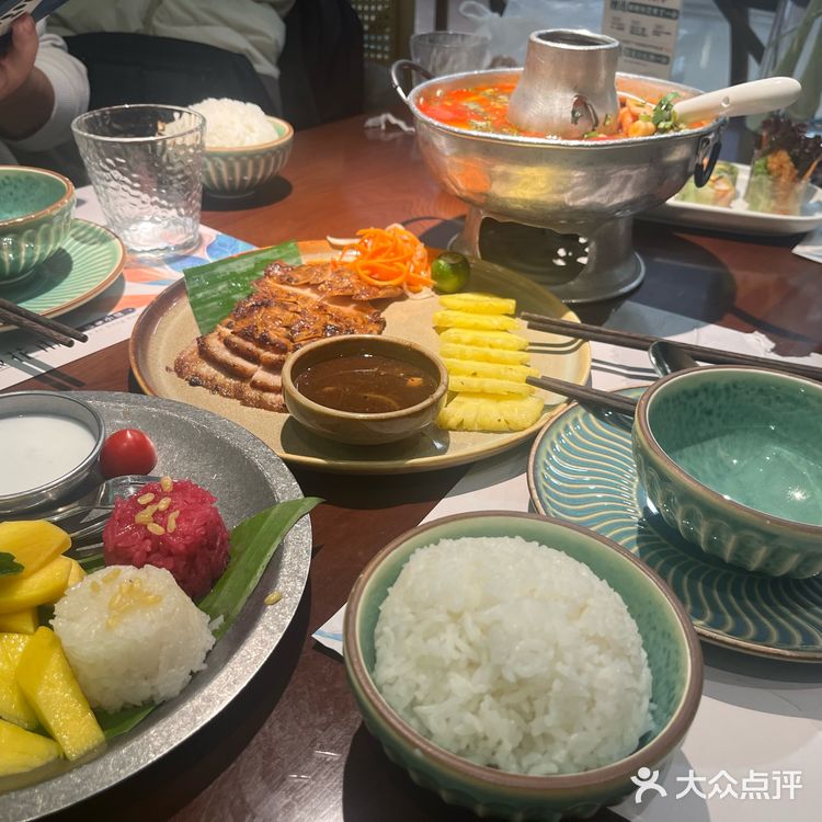 泰式套餐大满足～越泰小馆