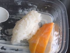 -陈记甜品窝(中山北路店)
