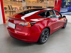 -TESLA 特斯拉(郑州正弘城体验店)