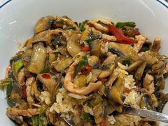 -李与白包子铺(桐梓林店)