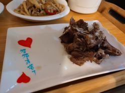 -卓玥国际月子会所(罗山路店)