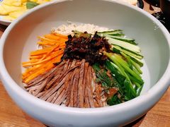 -云海肴·汽锅鸡·云南菜(天山百盛优客店)