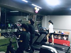 -征成健身连锁私教工作室(九公里店)