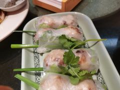 -大头虾越式风味餐厅(光明广场店)