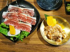 -山居屋炭火烧肉(厚街万达店)